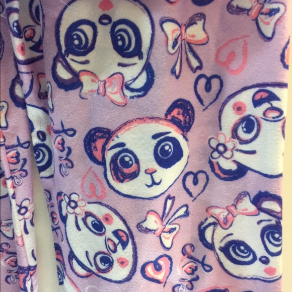 2 Piece Set Flame Resistant Sleepwear Size Small - Picture 3 of 6